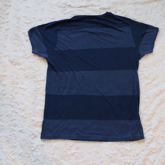 Division 55 Navy Stripe Short Sleeved V-Neck Tee M - Picture 2 of 2